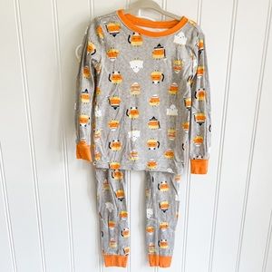 2 Halloween items 🎃 Bundle - Old Navy and Carter’s